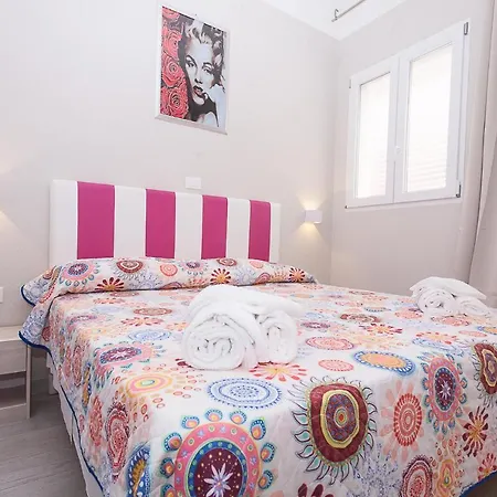 Romantik & Depandance 3* リニャーノ・サッビアドーロ