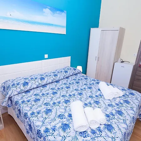 Romantik & Depandance 3* リニャーノ・サッビアドーロ