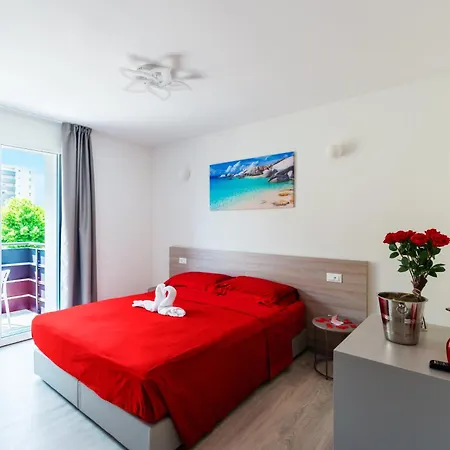 Romantik & Depandance ホテル