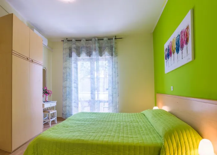 Hotell Romantik & Depandance 3*