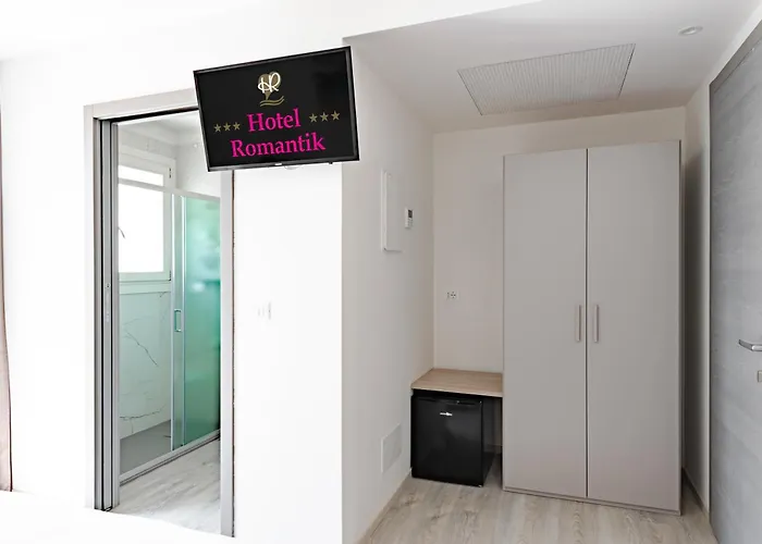 Romantik & Depandance 3*